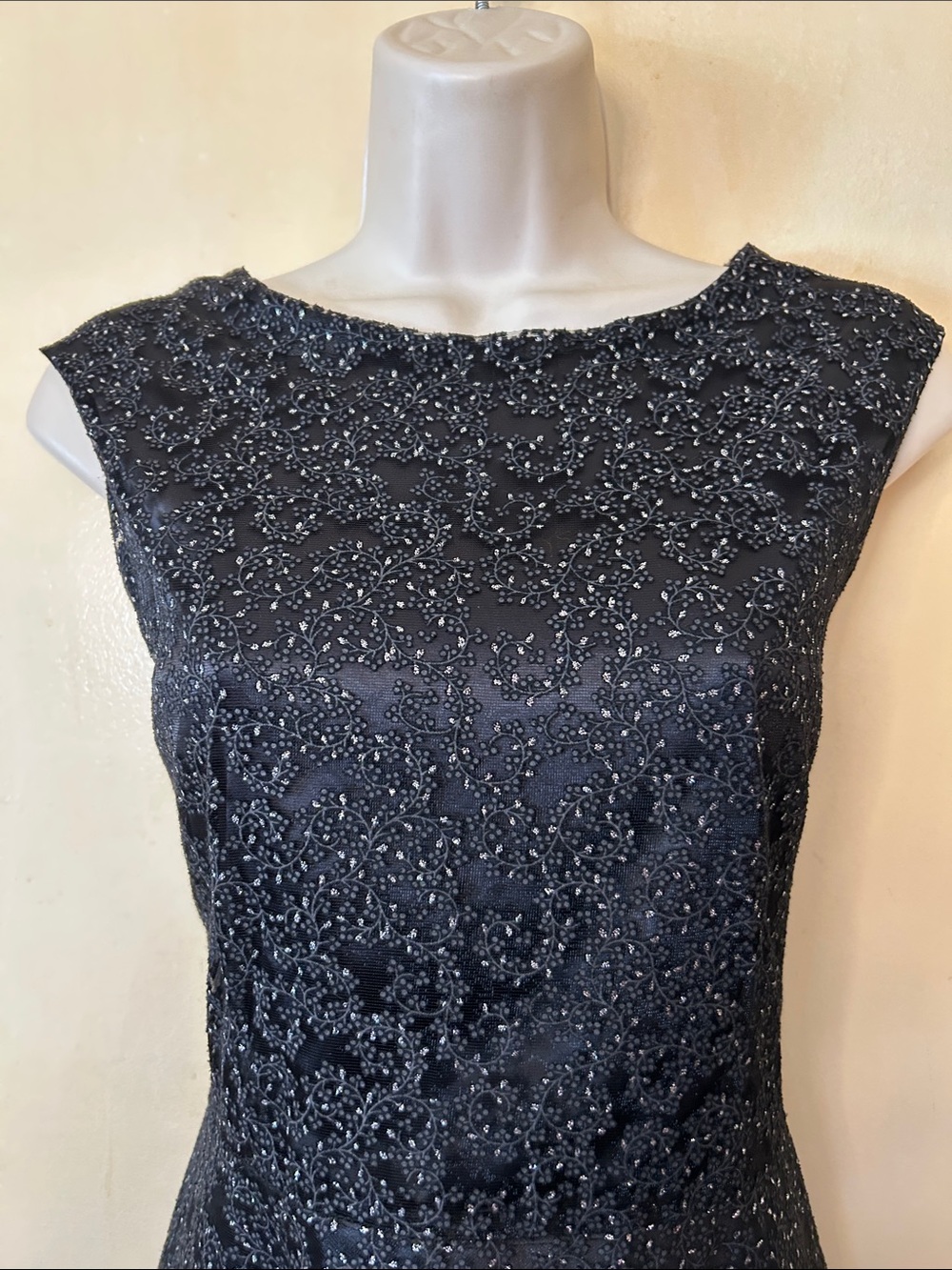 Tahari ASL Black Sparkle Lace Midi Dress size 6 - Picture 3 of 12
